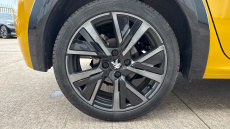 Peugeot 208 1.2 PureTech 100 GT 5dr EAT8 Petrol Hatchback